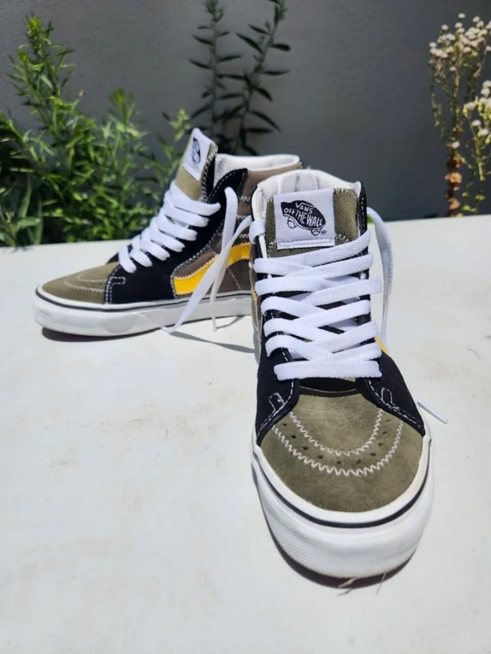 Vans Sk8-Hi Zig Zag Sneaker Shoes Suede / Canvas Tennis Shoes Size Women's 5